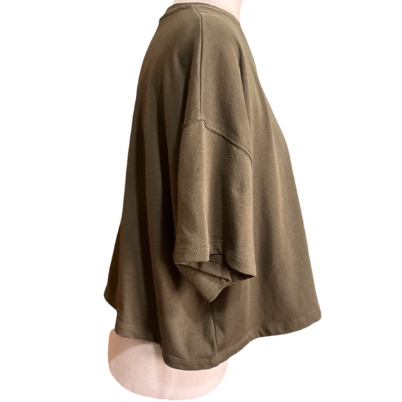 Under Armour loose fitting crop top - Picture 3 of 13